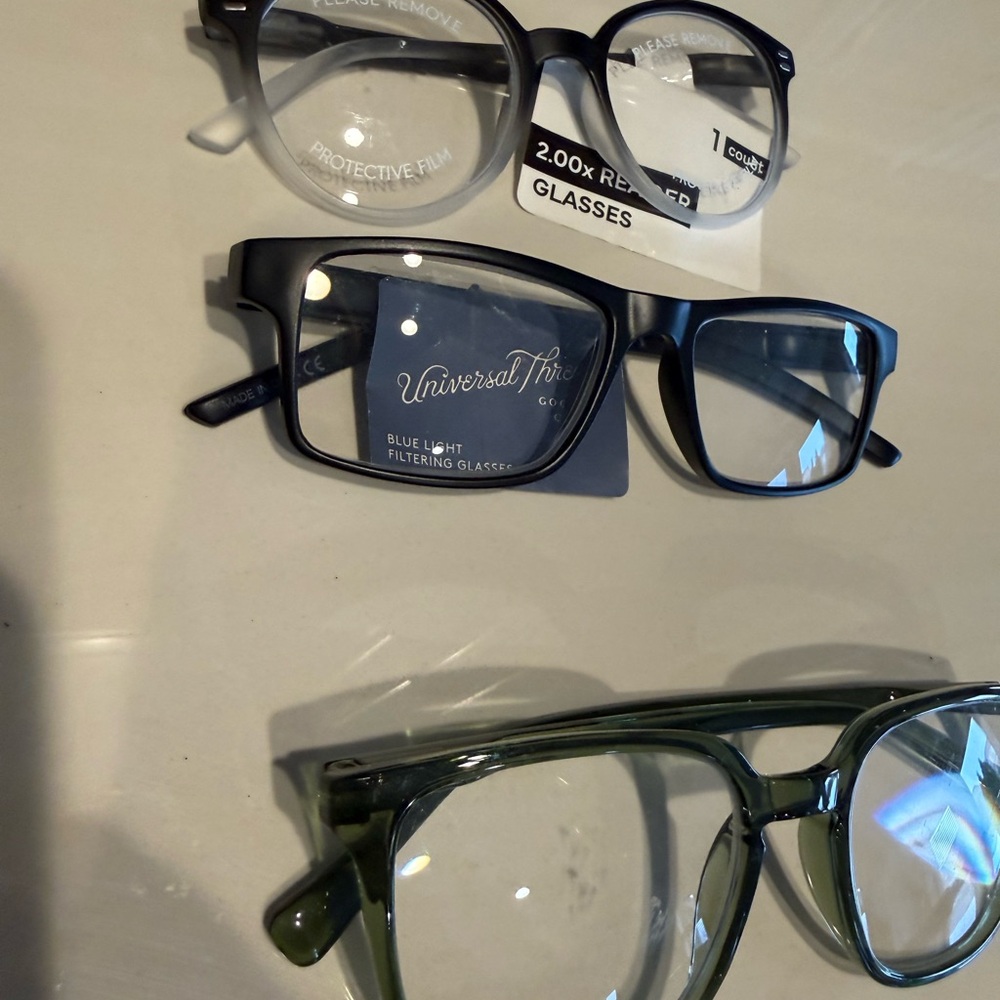 Universal Thread reader 2.0 4 pair new Green ombr… - image 4